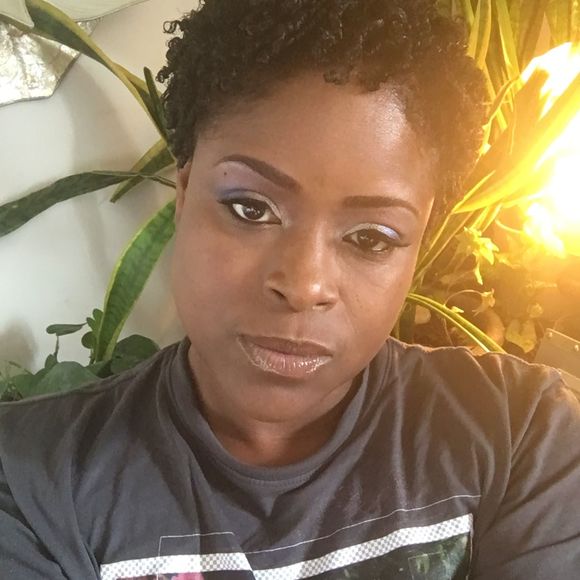 Meet your Posher, Jacqueline - Picture 1 of 1